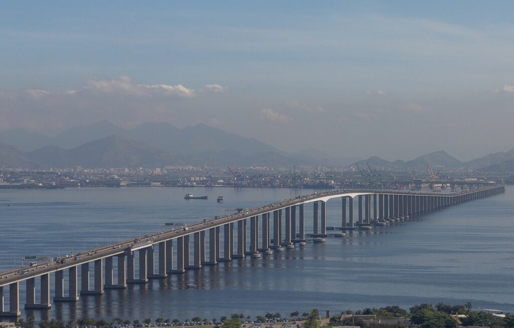 Quantos quilômetros mede a famosa Ponte Rio-Niterói